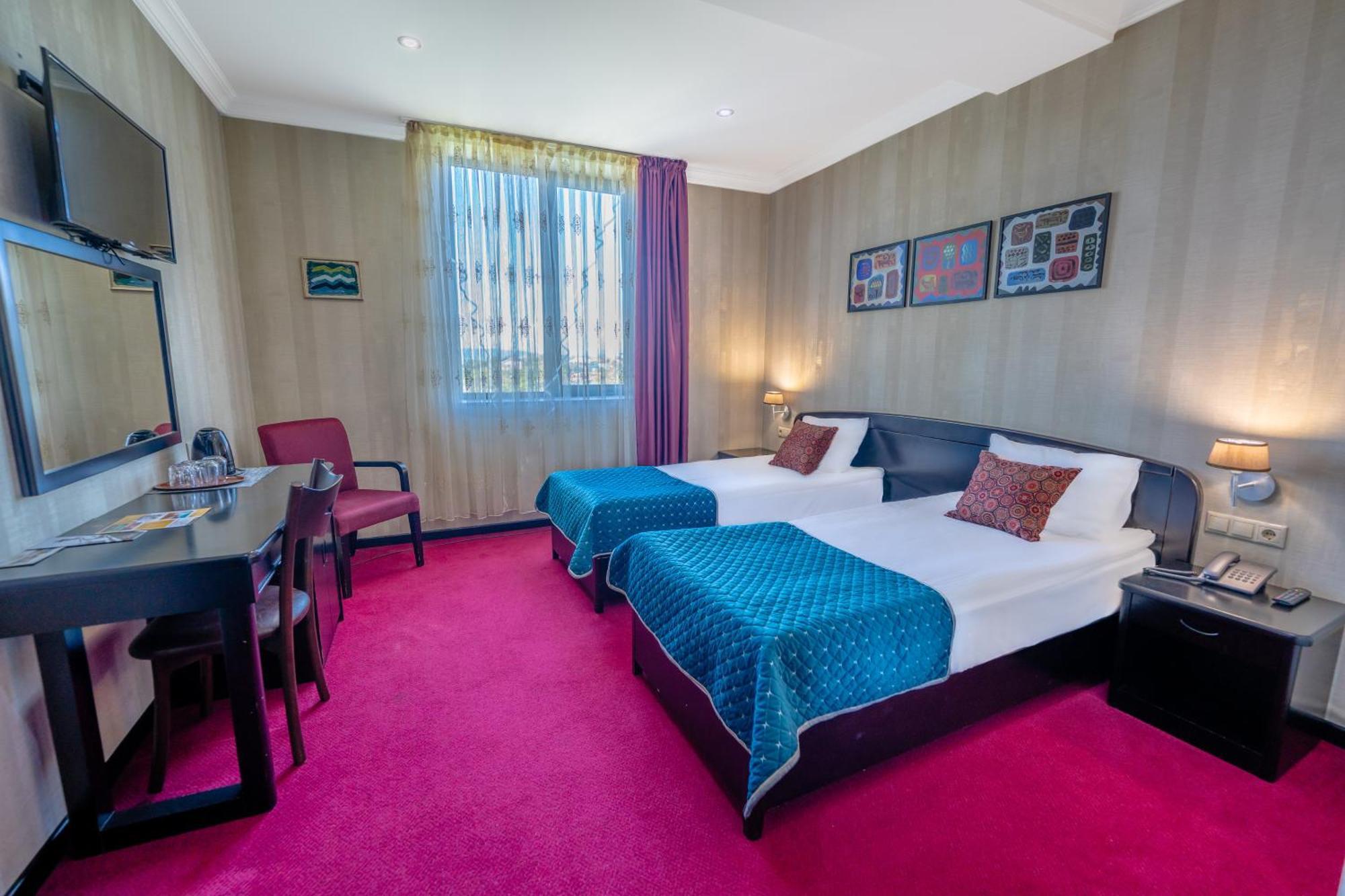 Kopala Tskneti Hotel Tsqnet'i Dış mekan fotoğraf
