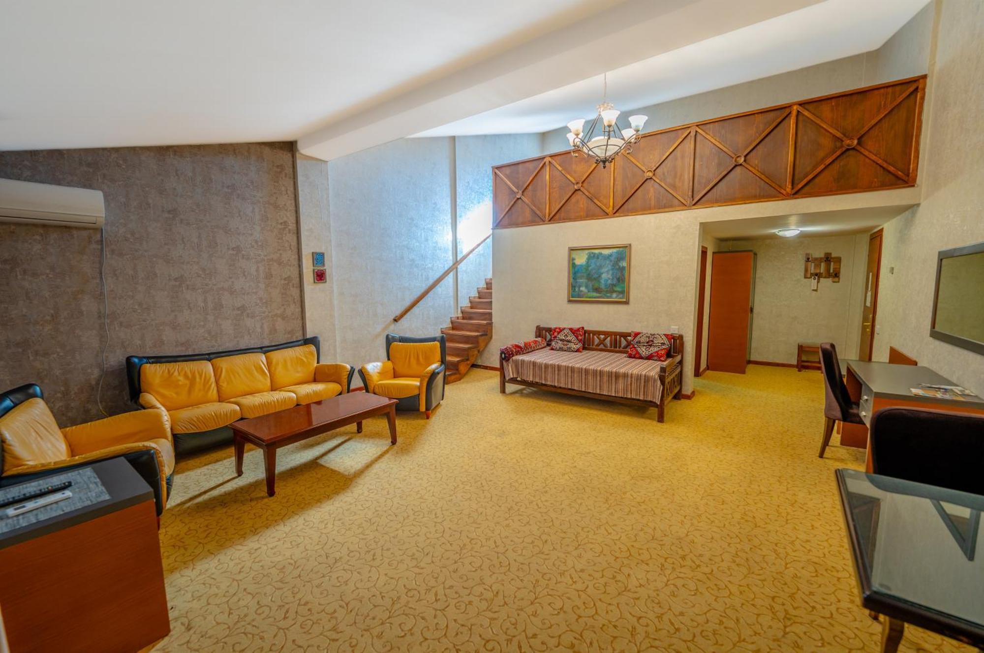 Kopala Tskneti Hotel Tsqnet'i Dış mekan fotoğraf