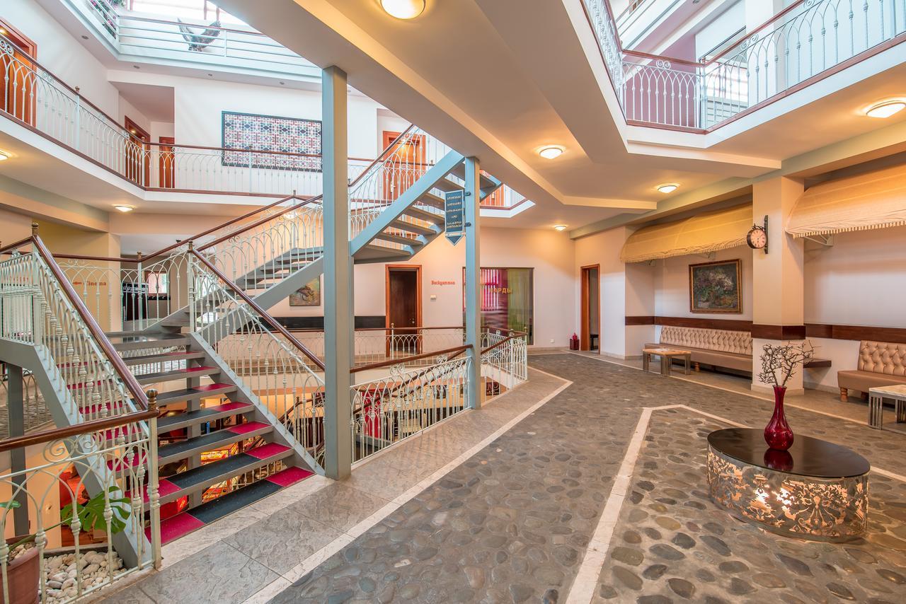 Kopala Tskneti Hotel Tsqnet'i Dış mekan fotoğraf