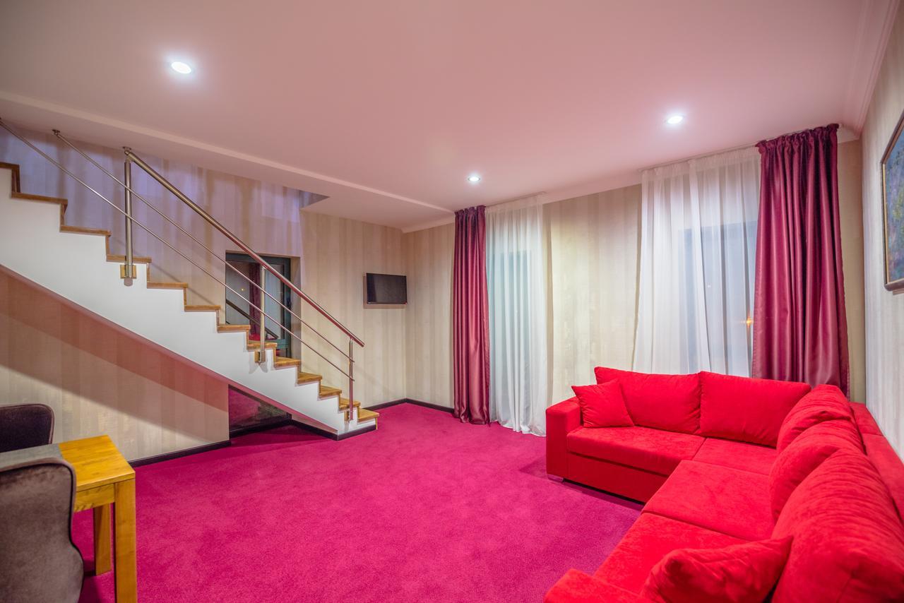 Kopala Tskneti Hotel Tsqnet'i Dış mekan fotoğraf